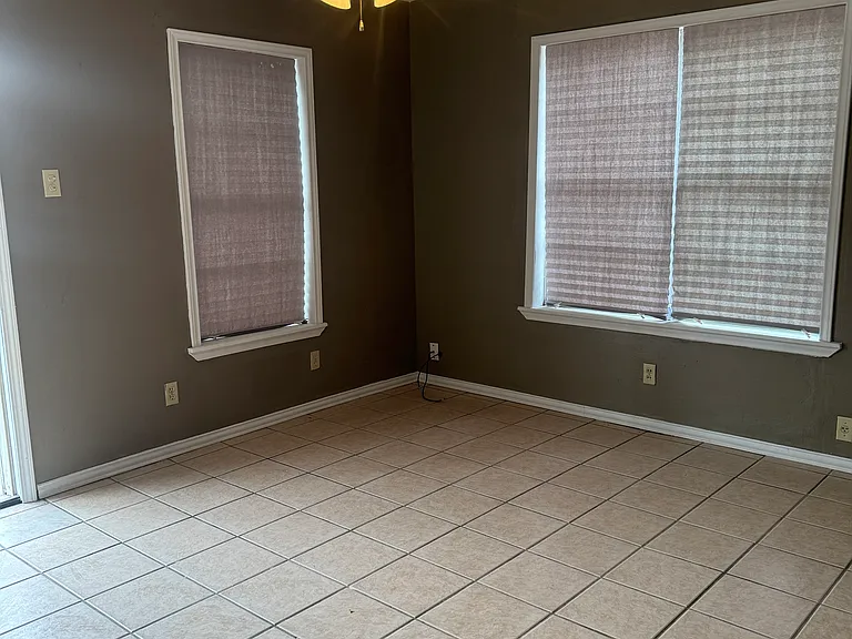 1805 San Agustin Ave #A — Photo 2