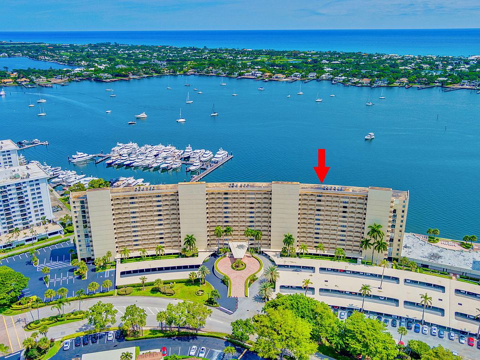 1st image of 132 Lakeshore Drive #1020