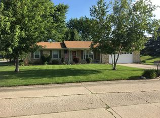 276 Clark St, Roanoke, IN 46783