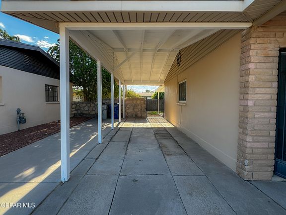 4th image of 343 San Gabriel St