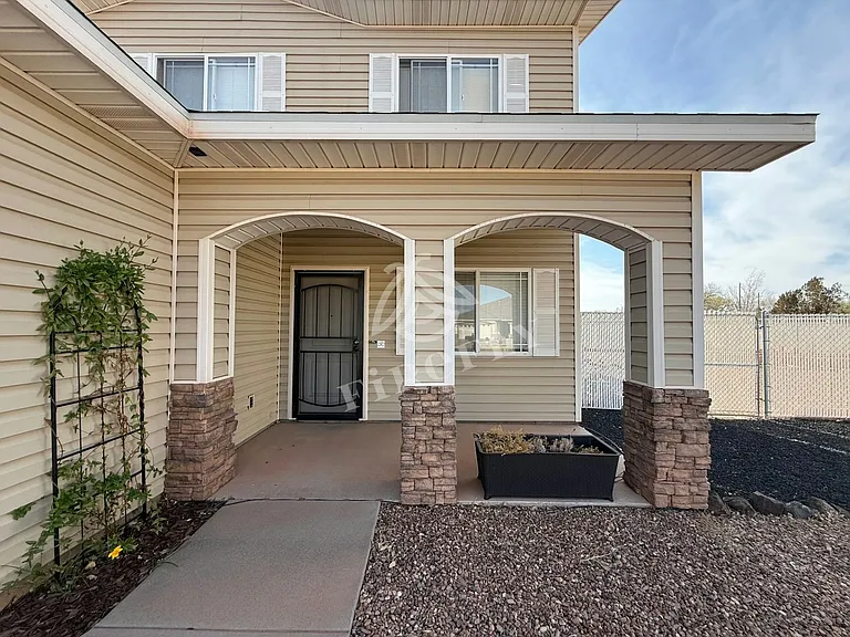 244 S Grand Slam Cir — Photo 3