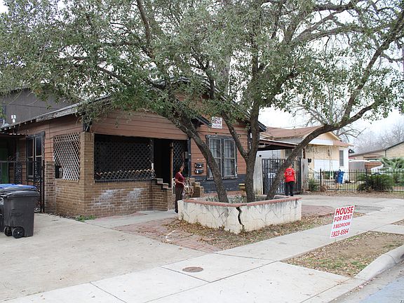 2nd image of 306 E Huff