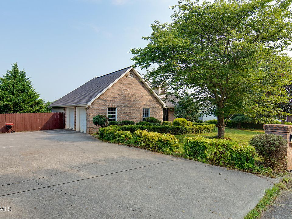 2544 Covington Cir, Sevierville, TN 37876 Zillow