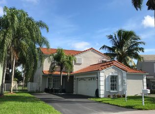 21440 Sawmill Ct, Boca Raton, FL 33498
