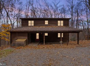 132 Bobcat Dr, Berkeley Springs, WV 25411