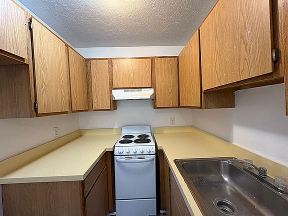 5th image of 3311 Archwood Avenue West 33rd St #3776-12