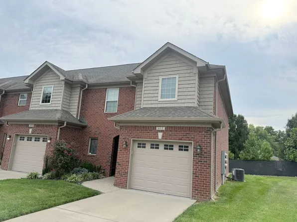 611 Knob Hill Rd, New Albany, IN 47150