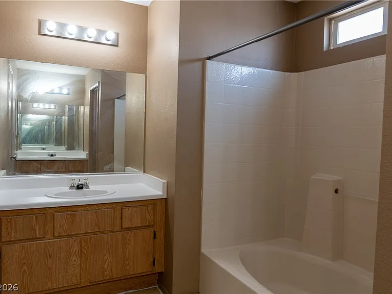 3822 Gulliver St — Photo 18