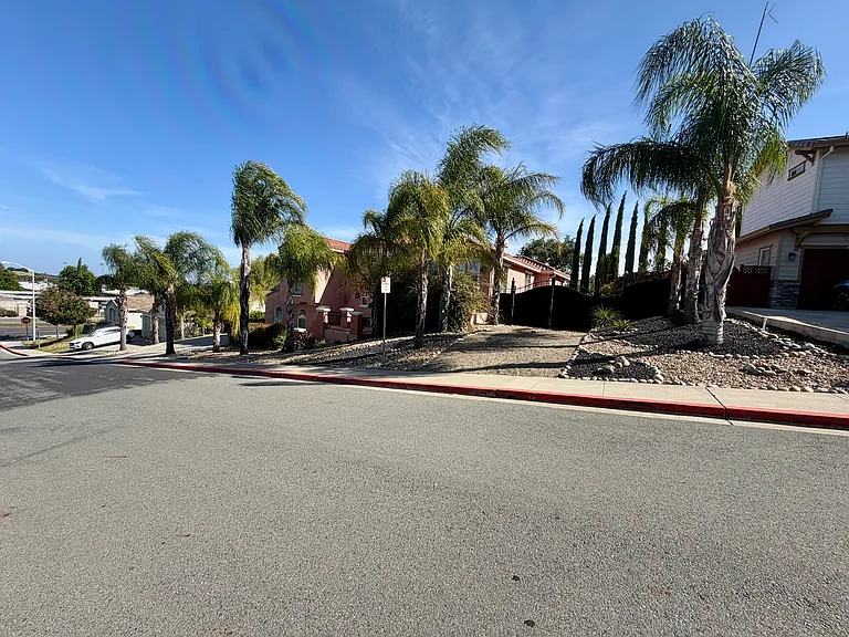 5205 Skyler Ct — Photo 6