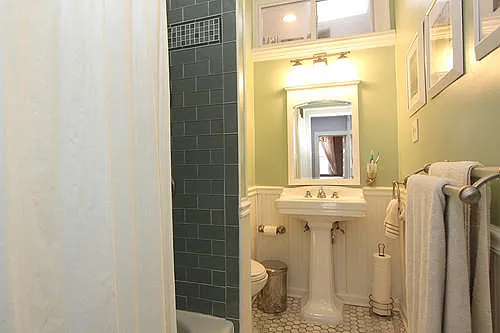 1015 Irving St NW — Photo 16