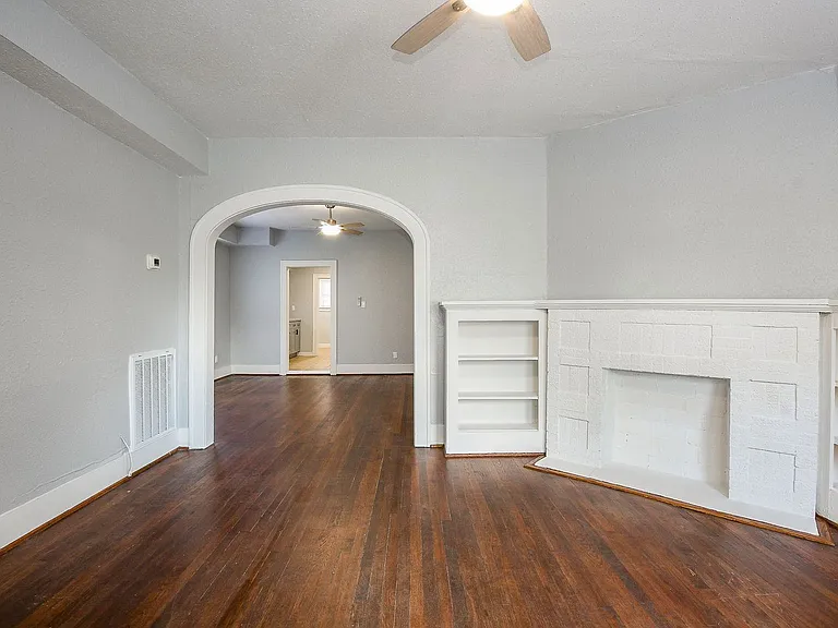 3015 Isabella St — Photo 2