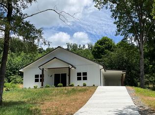 735 Lead Mine Valley Rd SW, Cleveland, TN 37311