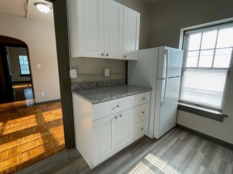 1626 D Street Apartments — Photo 24