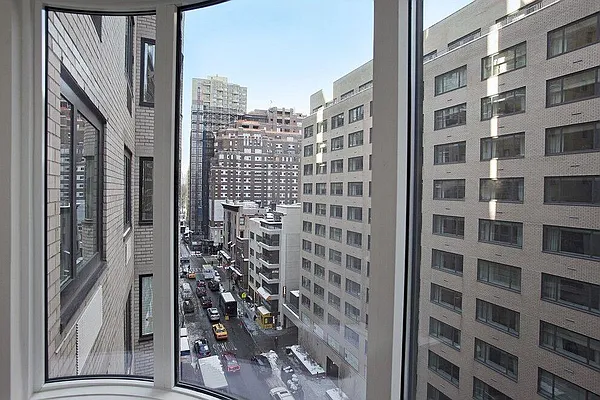 Rented by R New York | media 55