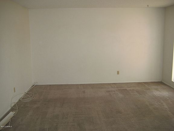 5th image of 441 S Cabrito Cir