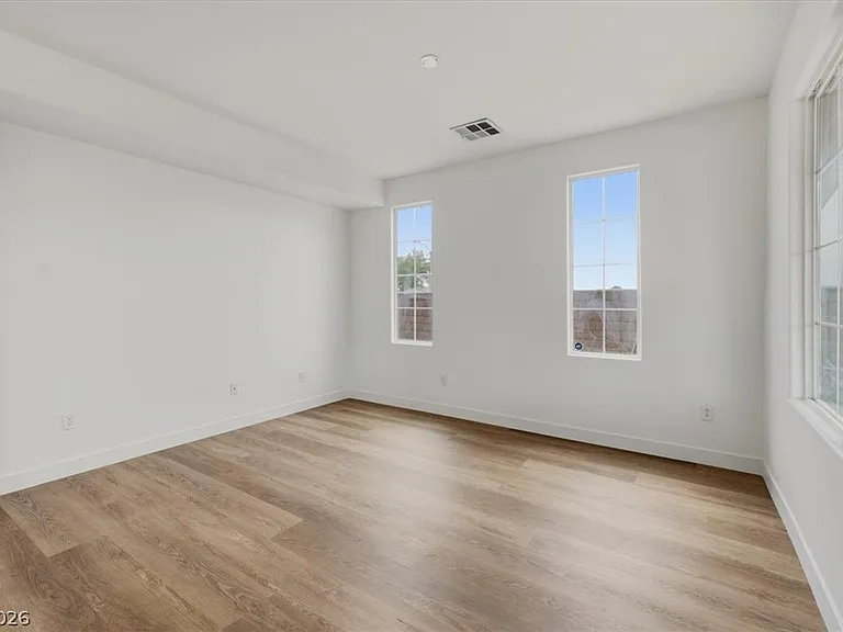 8604 Splendid Leaf Ct — Photo 4