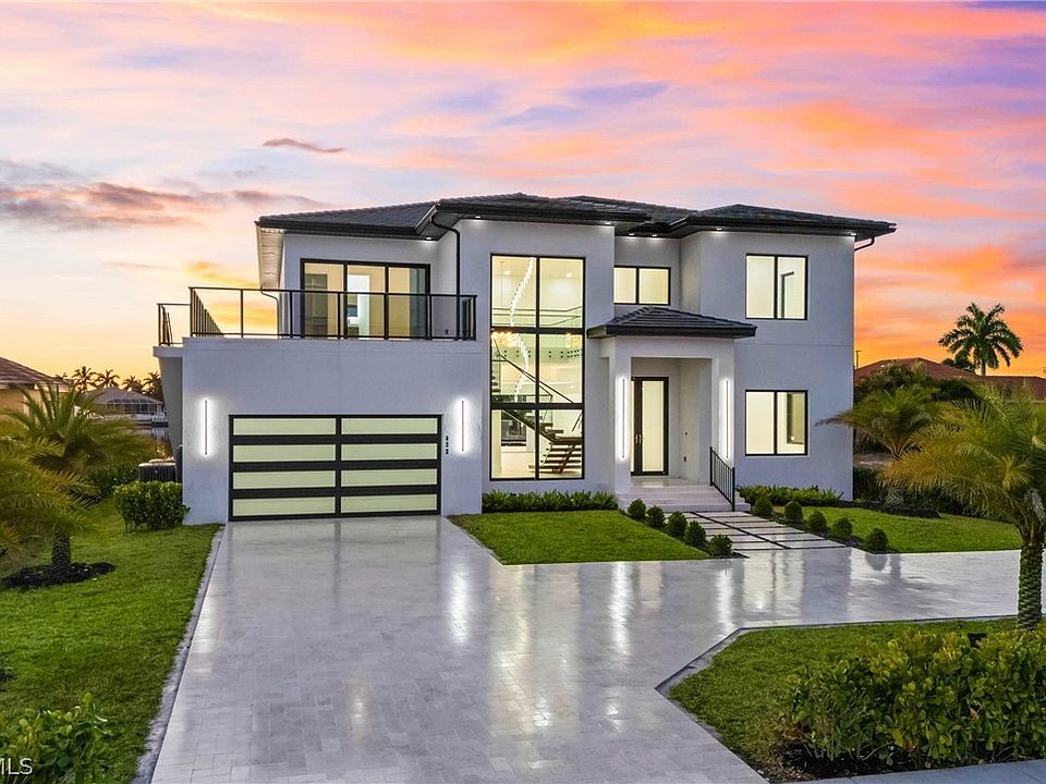 1st image of 432 Burnt Store Rd S