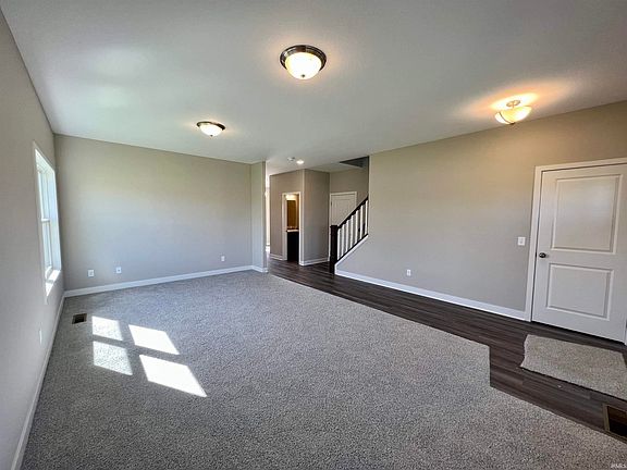 3rd image of 3104 E Butler Ct