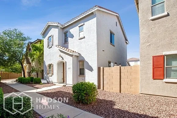 504 N Citrus Ln — Photo 2