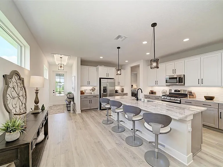 1047 Waterline Ct — Photo 10