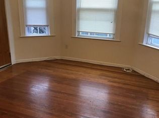 156 Thomas St APT 2, Fall River, MA 02723