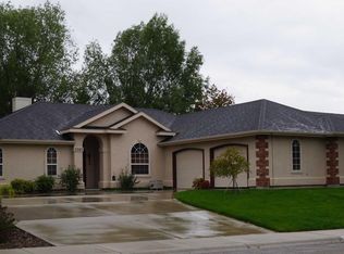 2247 E Shalimar Dr, Eagle, ID 83616