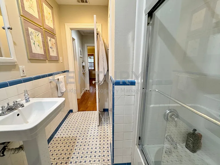 5101 W Amherst Ave — Photo 11