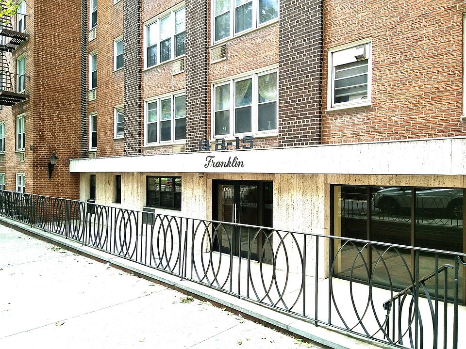 1st image of 14215 Franklin Ave APT 7A