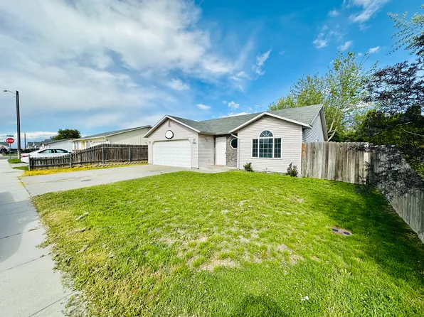 306 Quail Cove Cir, Fruitland, ID 83619