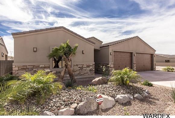 1st image of 1101 Bella Luna Dr
