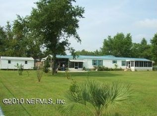 151 Raleigh Ave, Satsuma, FL 32189