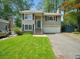 49 Longview Trl, Denville, NJ