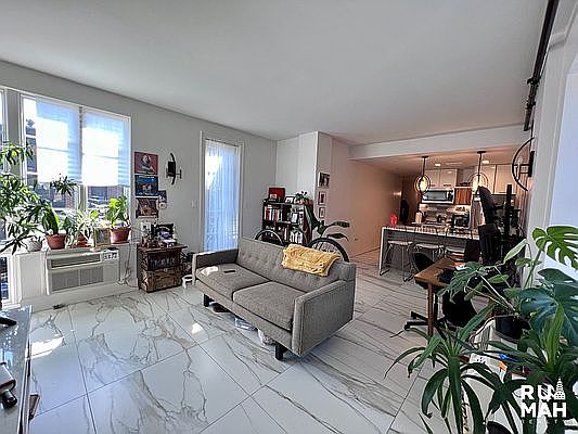 1st image of 797 Willoughby Ave #5C