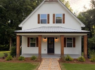 285 3rd St, Fruithurst, AL 36262