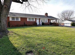 423 Westland St, Salem, VA 24153