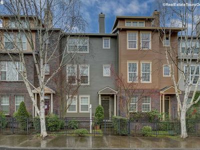 880 NE Rothbury Ave, Hillsboro, OR, 97124