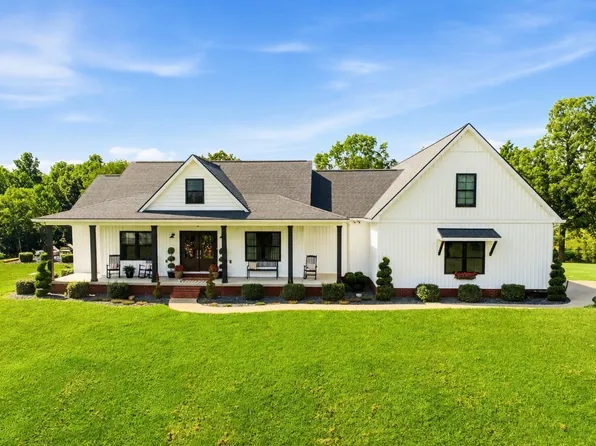 3131 State Route 1544, Olaton, KY 42361