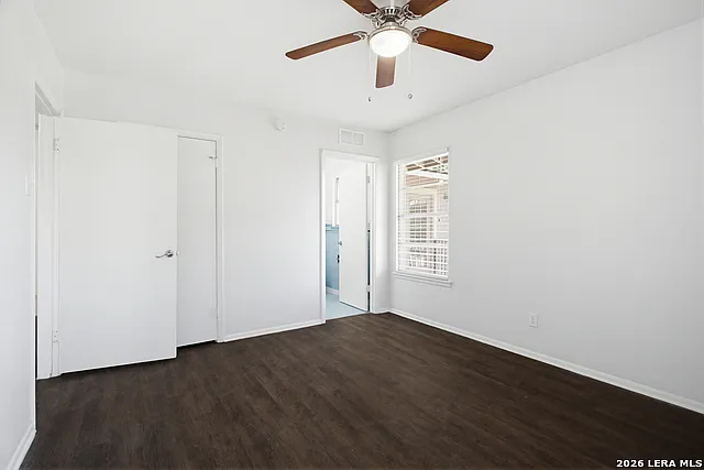 2125 E Lawndale Dr — Photo 14