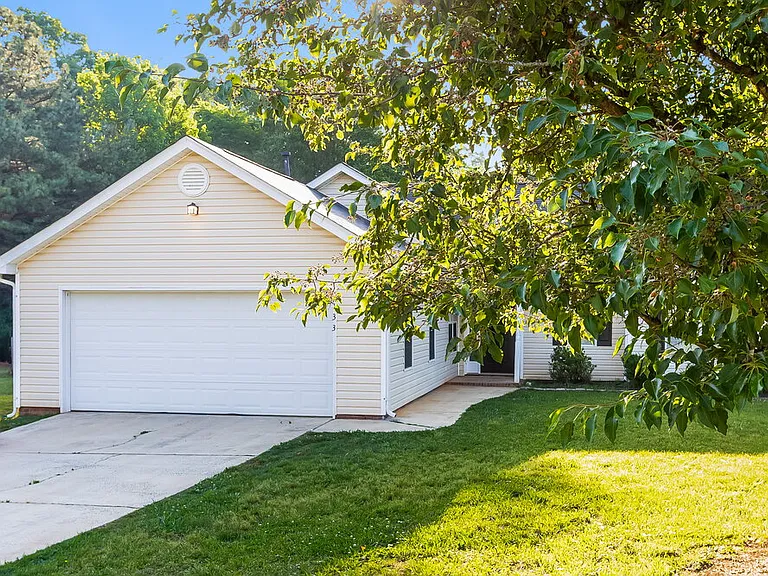 2133 Millstone Ln — Photo 3