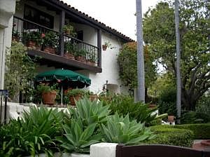 2nd image of 1221 N Salsipuedes St