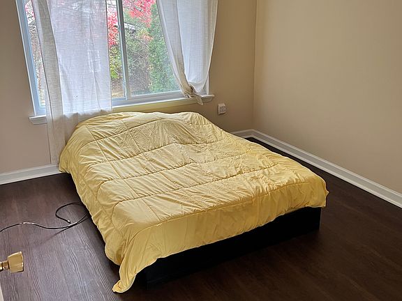 5th image of 26640 N Park Blvd