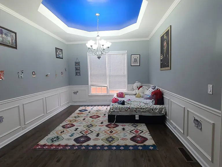 1044 Carroll Ct — Photo 6