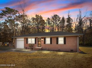 308 Sheffield Rd, Jacksonville, NC 28546