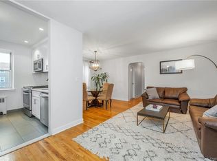 4782 Boston Post Rd #A2D, Pelham, NY 10803