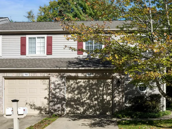 717 E Bayberry Ct E, Bloomington, IN 47401