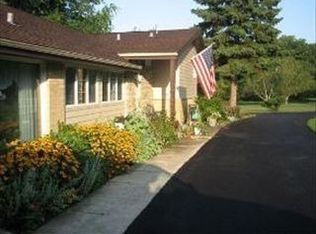 11935 S Ford Rd, Palos Park, IL 60464