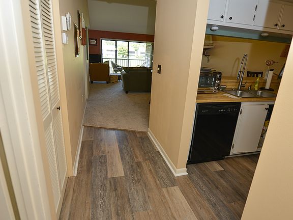 3rd image of 734 Bird Bay Dr W