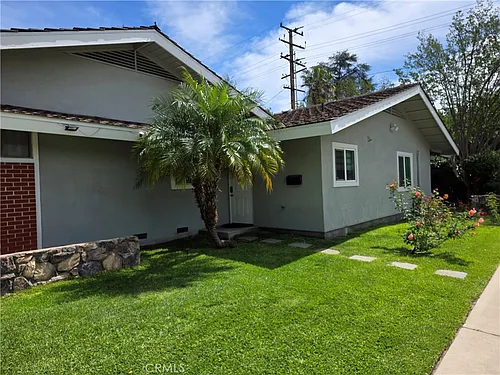 2156 Valentine Pl Photo 1