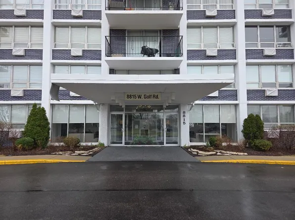 8815 W Golf Rd APT 3A, Niles, IL 60714