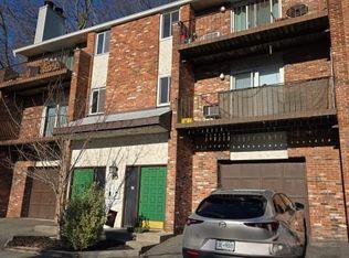 1003 Parkview Dr, Southfields, NY 10975